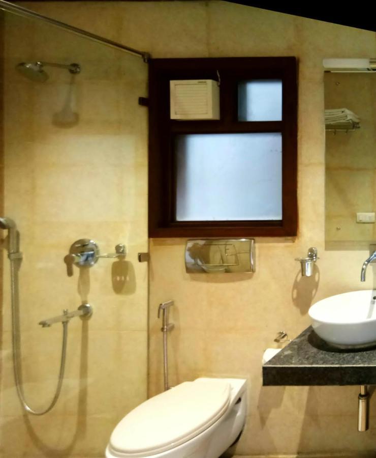 UDS Villa B&B Nuova Delhi Esterno foto
